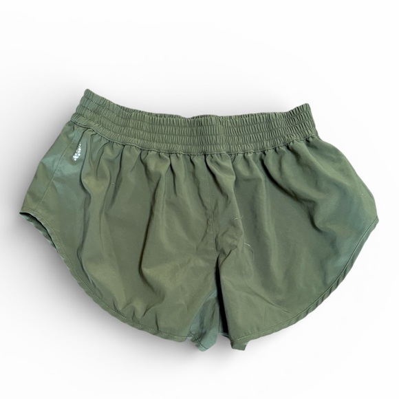 FP Movement Women’s running shorts - Picture 4 of 5